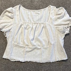 SHEIN 4XL (equates to 3XL) white eyelet short top. Super cute!